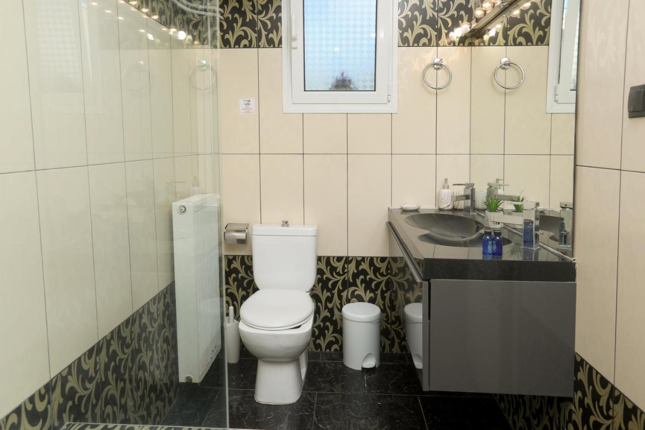 Luxury Apartments Christos Guviá Kültér fotó