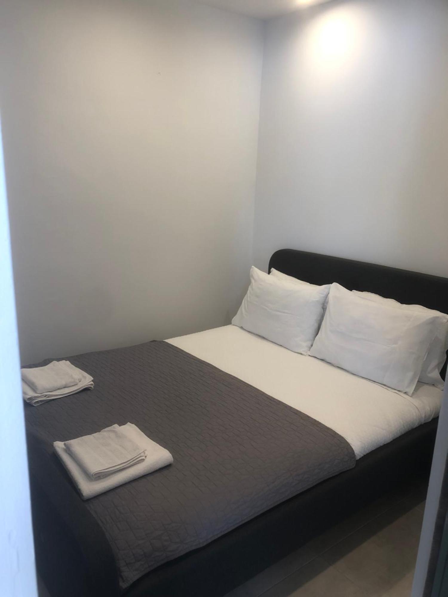 Luxury Apartments Christos Guviá Kültér fotó